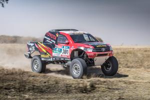 Toyota Hilux Evo Rally Dakar 2017 года
